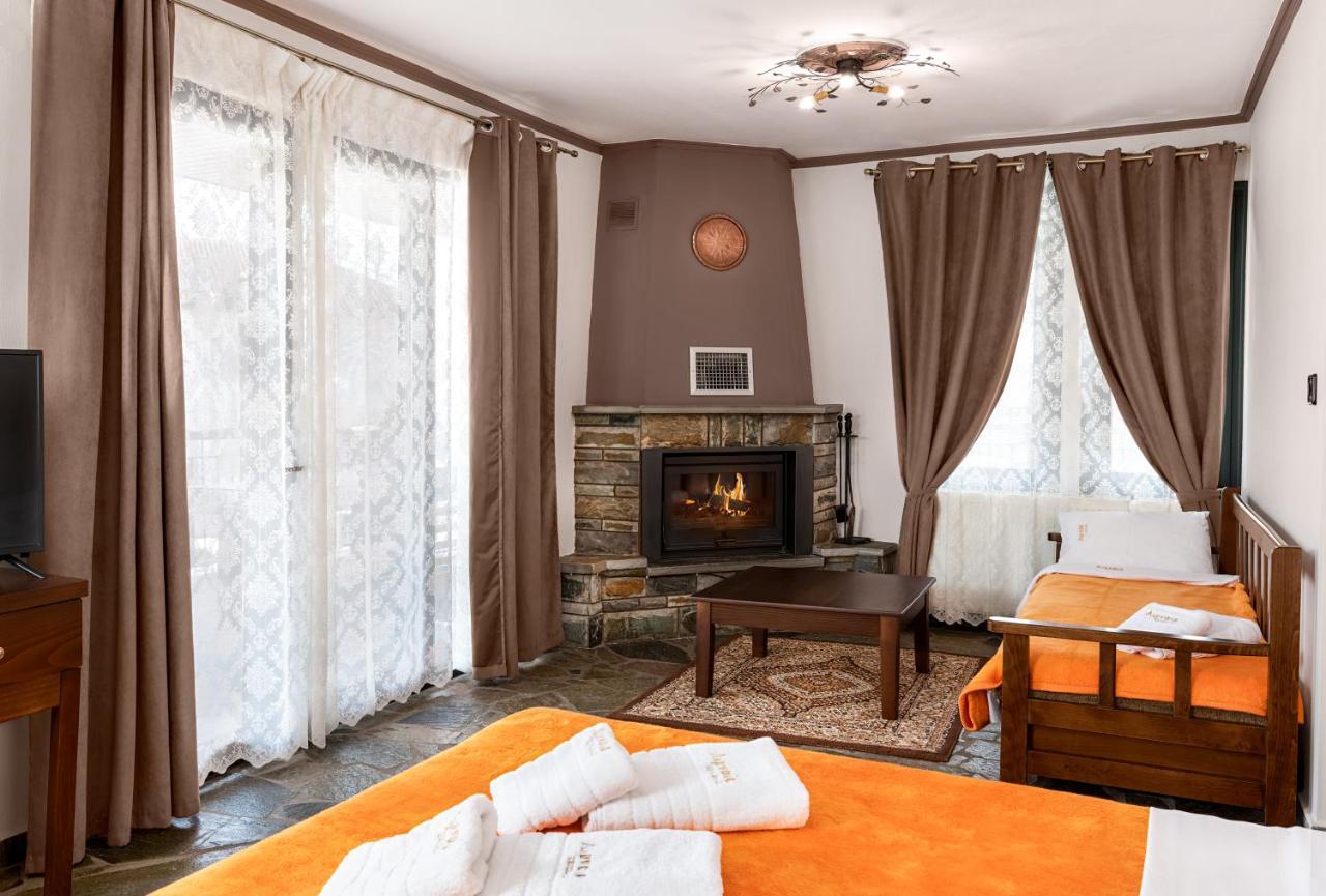 Limnaio Hotel Chrysohorafa Ngoại thất bức ảnh