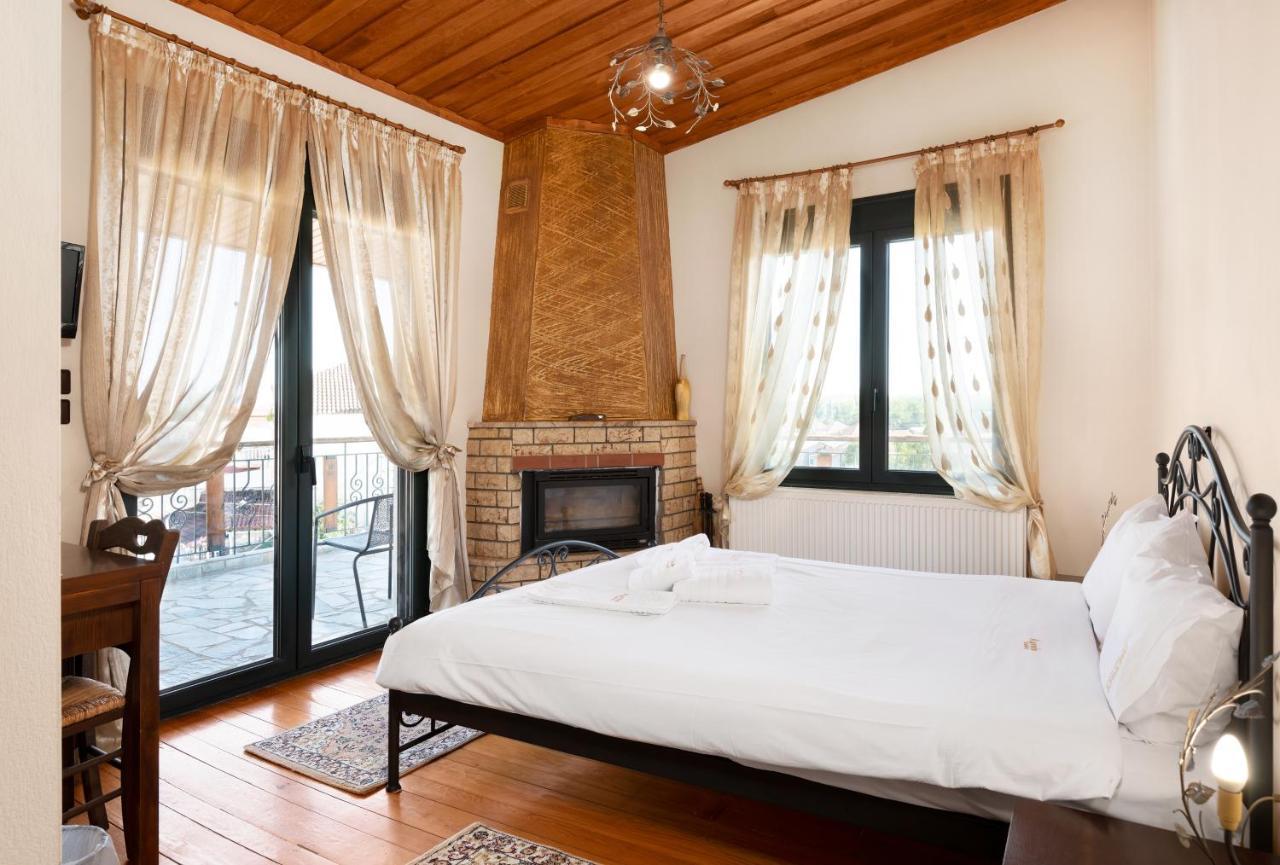 Limnaio Hotel Chrysohorafa Ngoại thất bức ảnh