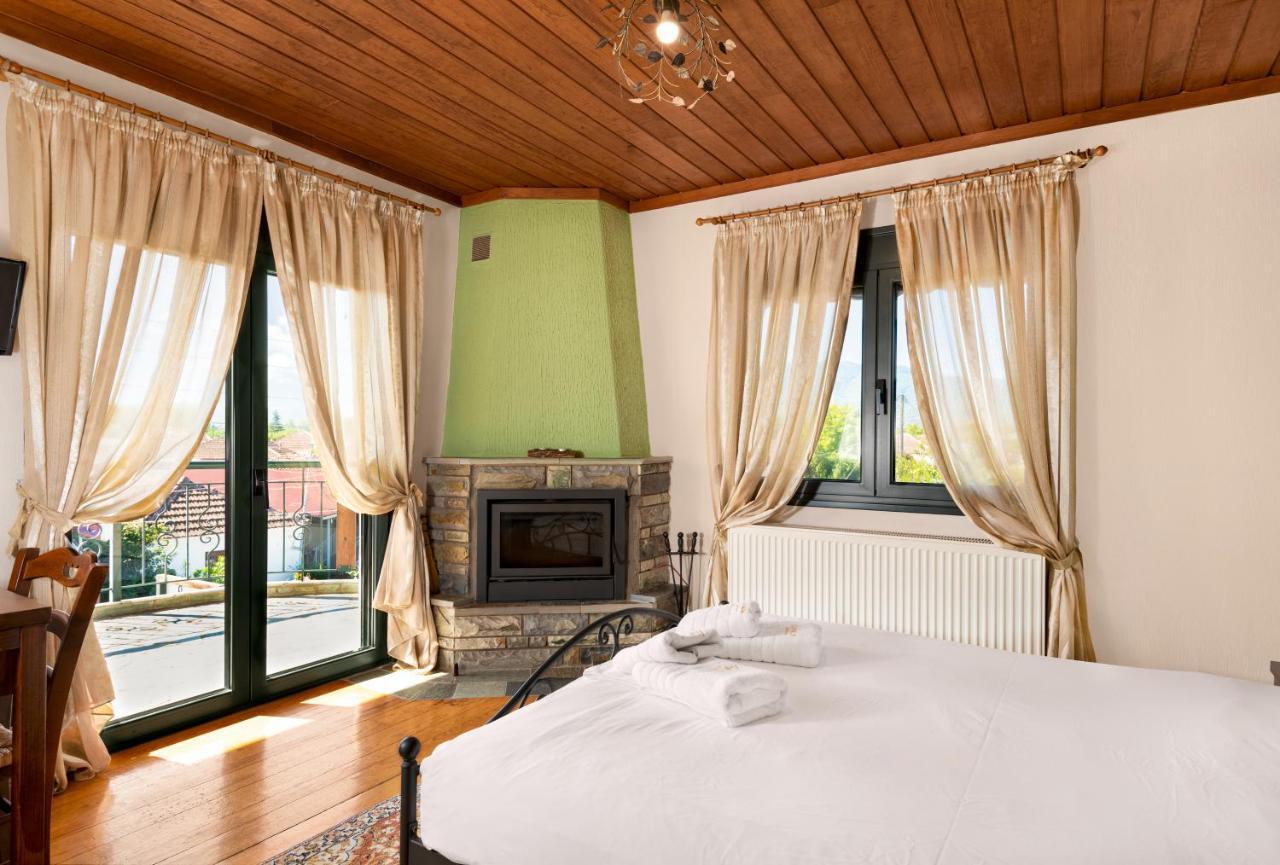 Limnaio Hotel Chrysohorafa Ngoại thất bức ảnh