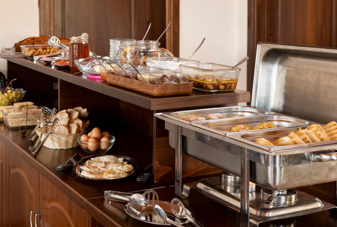 Limnaio Hotel Chrysohorafa Ngoại thất bức ảnh